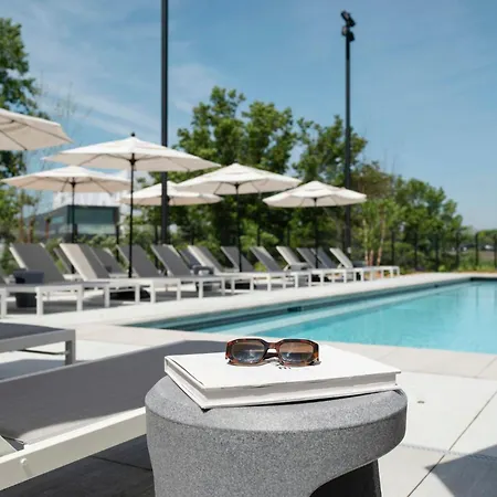 Omni Viking Lakes-2